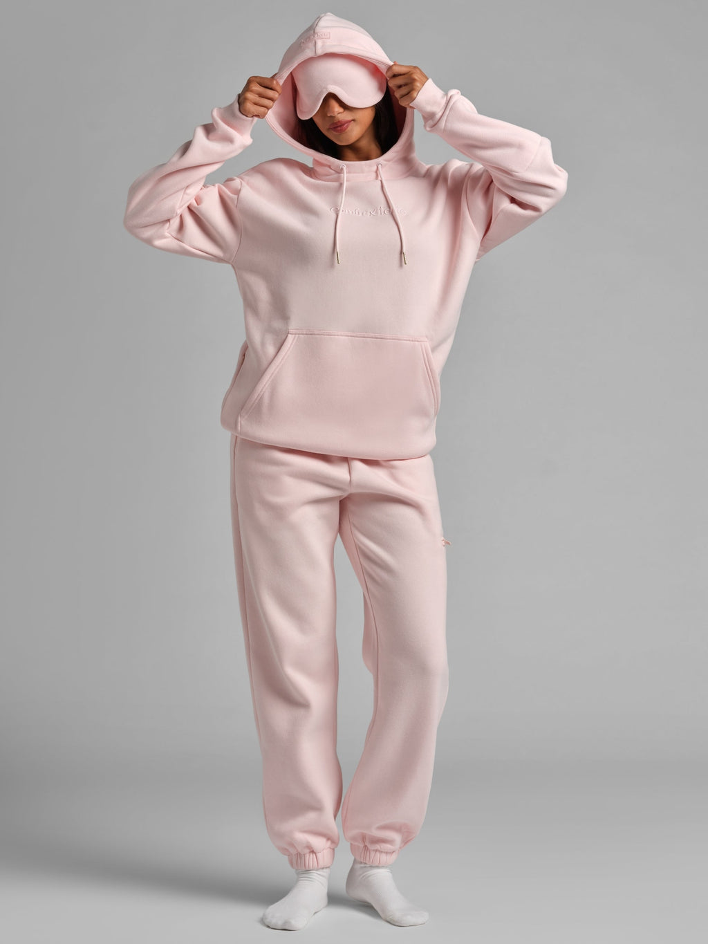 Comfrt x tarte Airplane Mode Travel Sweatpants