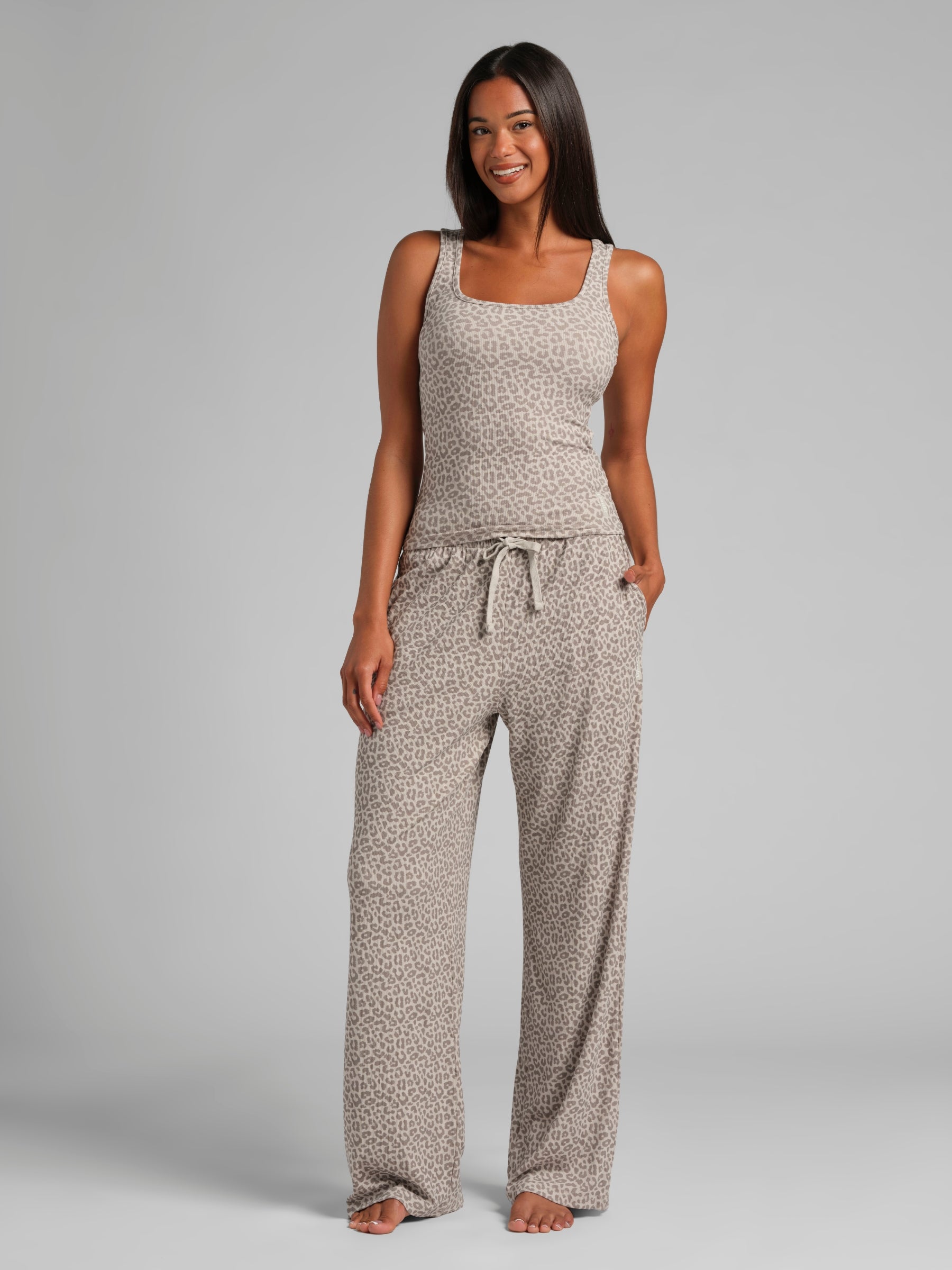 Rib Contour Waist Length Tank