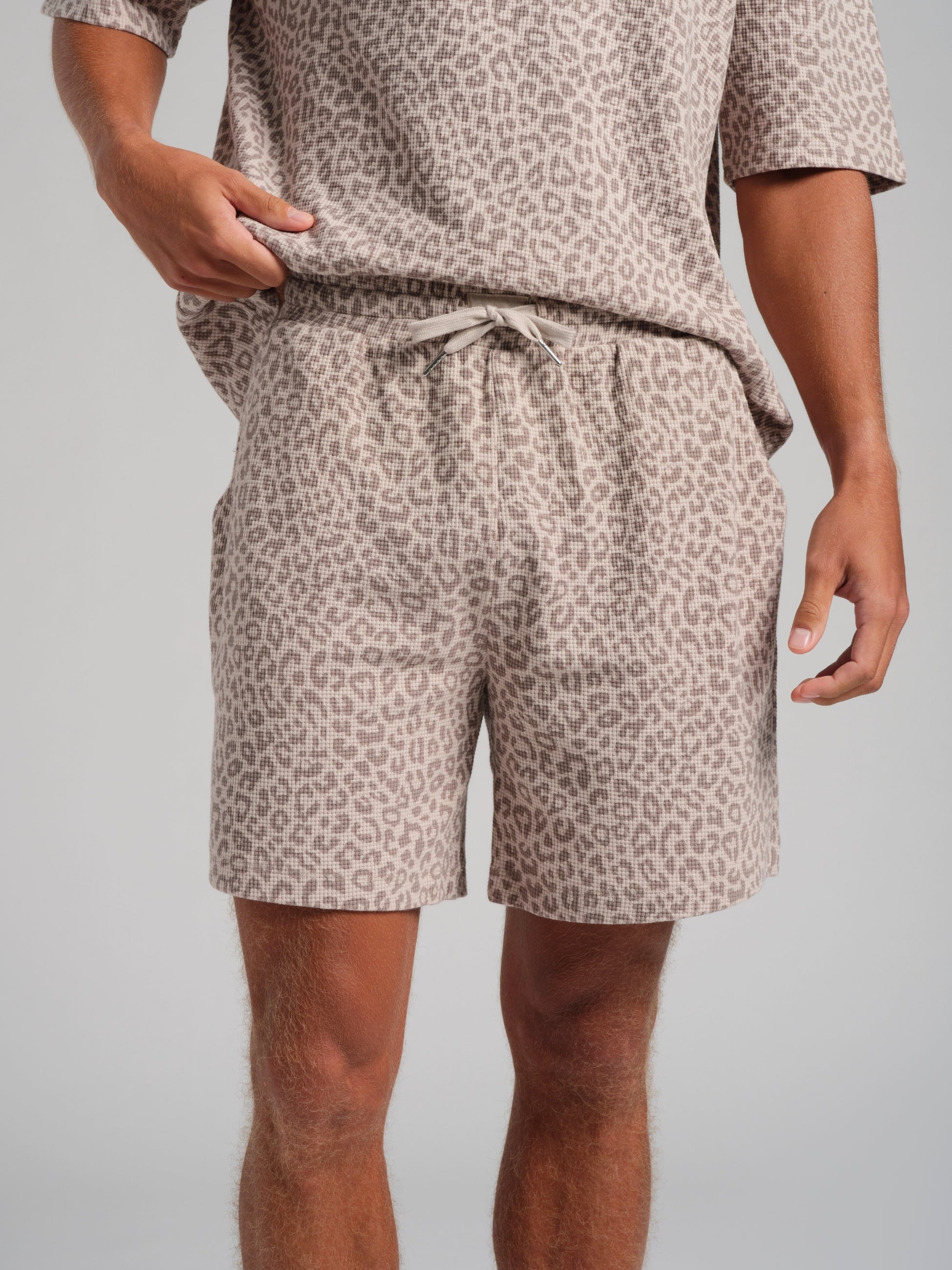 Waffle Lounge 7" Short
